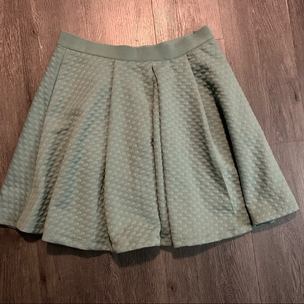 ✨HOST PICK✨ H&M skirt